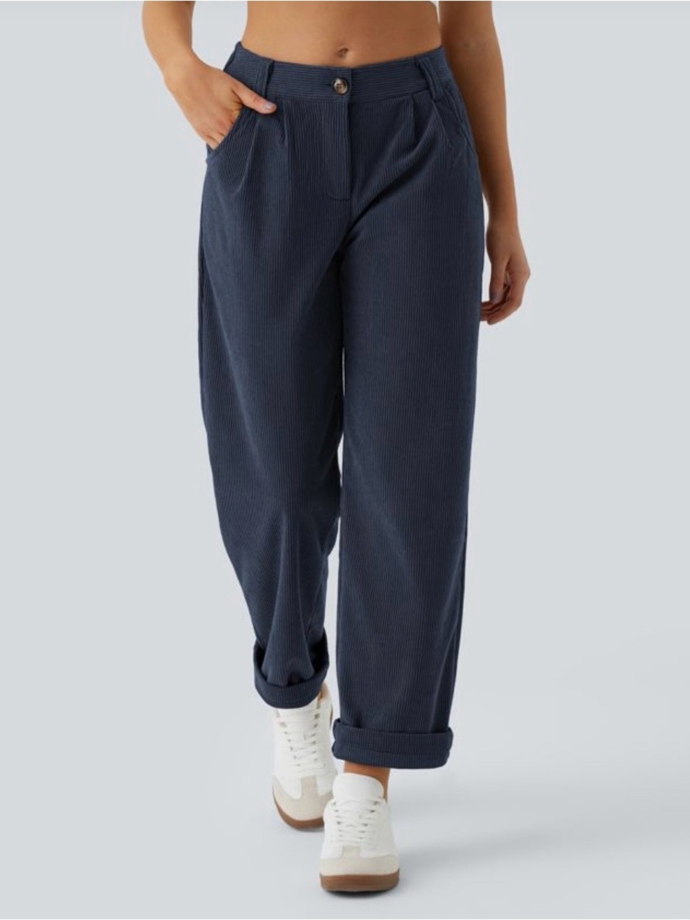 Halara Mid Rise Zipper Pocket Corduroy
Casual Pants NWT Blue Size M Athleisure